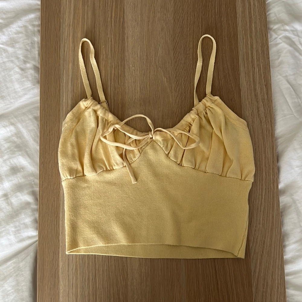Yellow Grey Bandit crop top size M